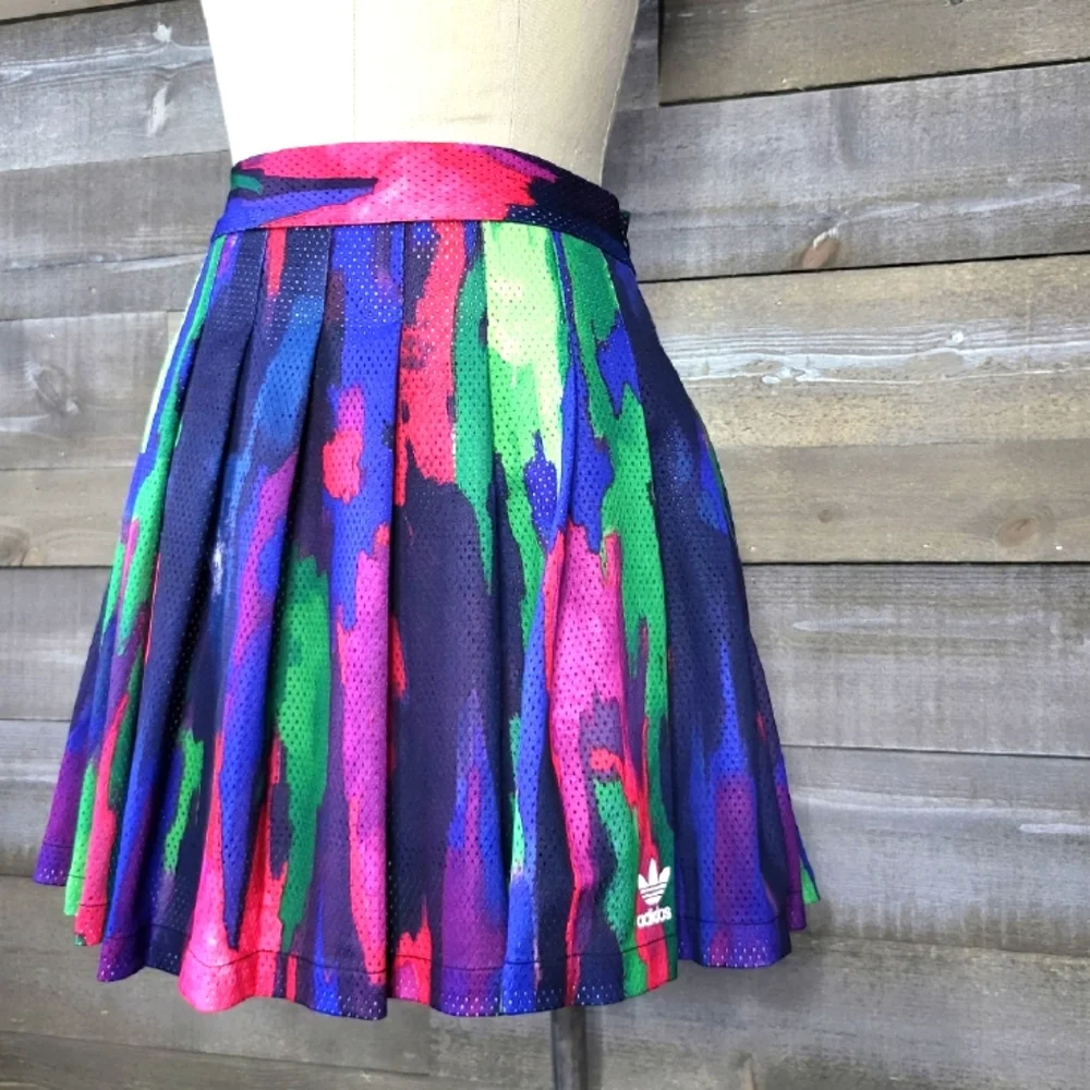 Pharrell Williams X Adidas mini skirt